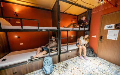 8인용 도미토리 침대 — Mad Monkey Hanoi Hostel